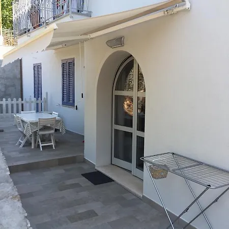 Apartment Casetta Lavanda *